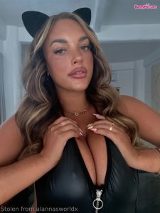 Alannasworldx bunnyhot (153)