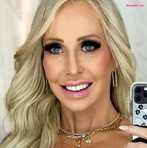 Morgan Taylor bunnyhot (366)