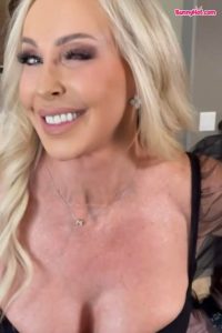Morgan Taylor bunnyhot (423)