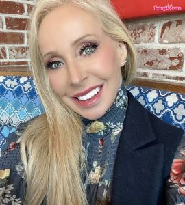 Morgan Taylor bunnyhot (503)