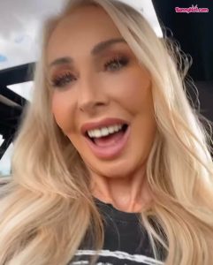 Morgan Taylor bunnyhot (542)