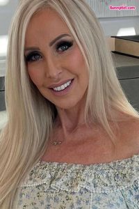 Morgan Taylor bunnyhot (622)