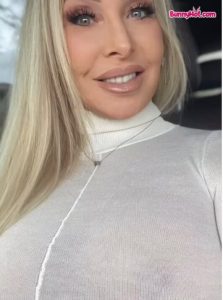 Morgan Taylor bunnyhot (638)