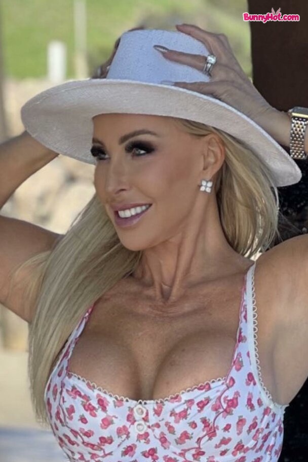 Azmorganxoxo OnlyFans Sexy Gallery – New Images Set 67