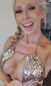 Morgan Taylor bunnyhot (732)