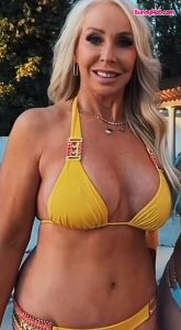 Morgan Taylor bunnyhot (746)