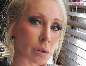 Morgan Taylor bunnyhot (794)