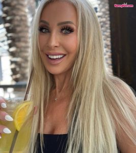 Morgan Taylor bunnyhot (799)