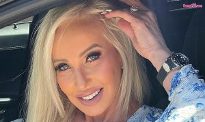 Morgan Taylor bunnyhot (804)