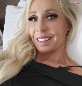 Morgan Taylor bunnyhot (807)