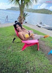 Alejandra Quiroz bunnyhot (573)