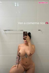 Marian Gomez bunnyhot (12)