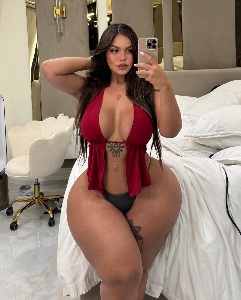 Graciebon OnlyFans model