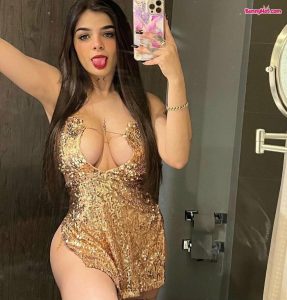 Karely Ruiz bunnyhot (191)
