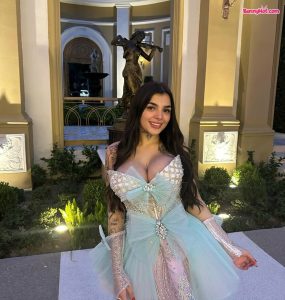 Karely Ruiz bunnyhot (197)