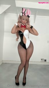 SunnyRayxo bunnyhot (57)