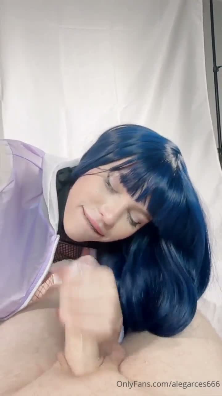 Ale Garces Teen +18 Cosplayer Hinata Blowjob 26