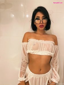 Anna Beggion bunnyhot (207)