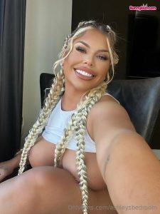 Ashley Barbie bunnyhot (10)