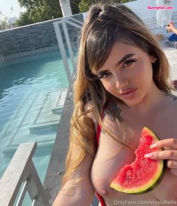 Ely La Bella bunnyhot (130)
