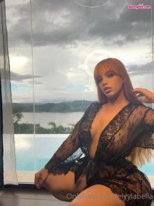 Ely La Bella bunnyhot (259)
