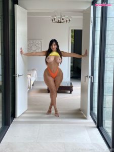 Maria Gjieli bunnyhot (44)