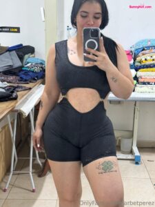 Narbet Perez bunnyhot (118)