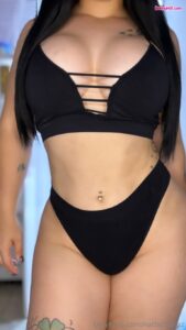 Narbet Perez bunnyhot (216)