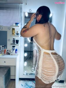 Narbet Perez bunnyhot (221)