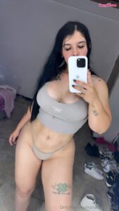 Narbet Perez bunnyhot (39)