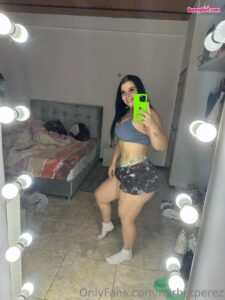 Narbet Perez bunnyhot (42)