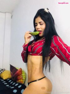 Paola Vargas bunnyhot (109)