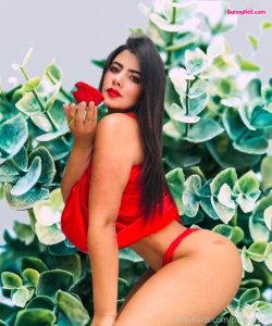 Paola Vargas bunnyhot (110)