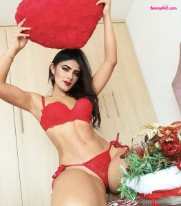 Paola Vargas bunnyhot (58)