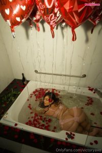 Victoryaxo bunnyhot (656)