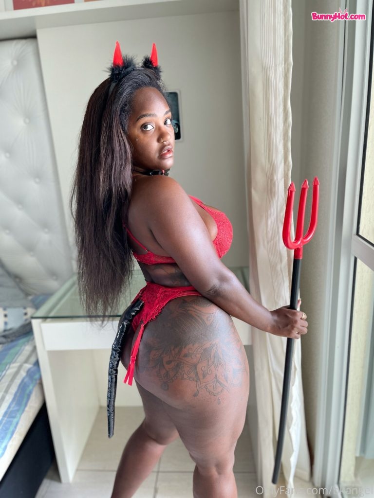 Yonna Galvão Pack Images Porn 28