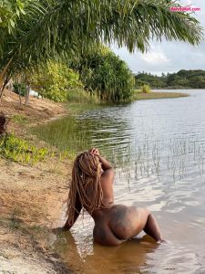 Yonna Galvão bunnyhot (316)